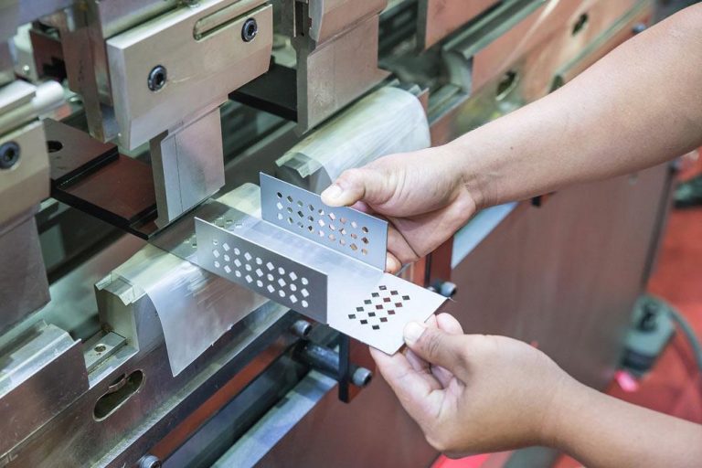 Sheet Metal Working di Dunia Fabrikasi Plat Logam