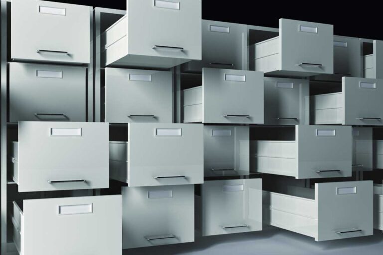 Manfaat Filing Cabinet Besi untuk Bisnis
